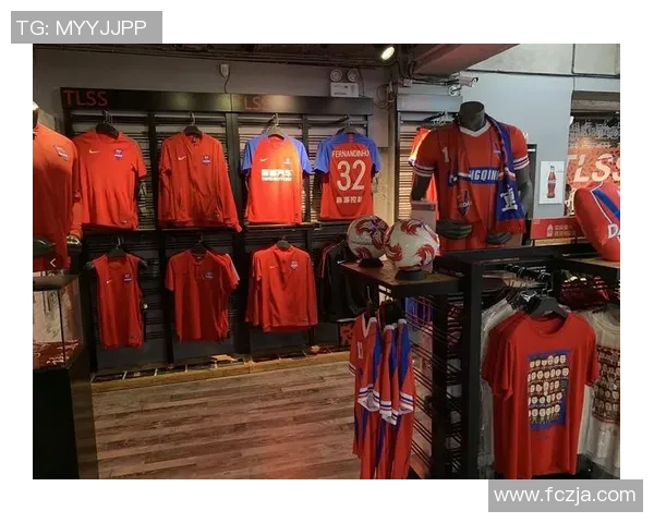 重庆篮球队团队协作引发热议球迷对战术配合和球员默契提出不同看法