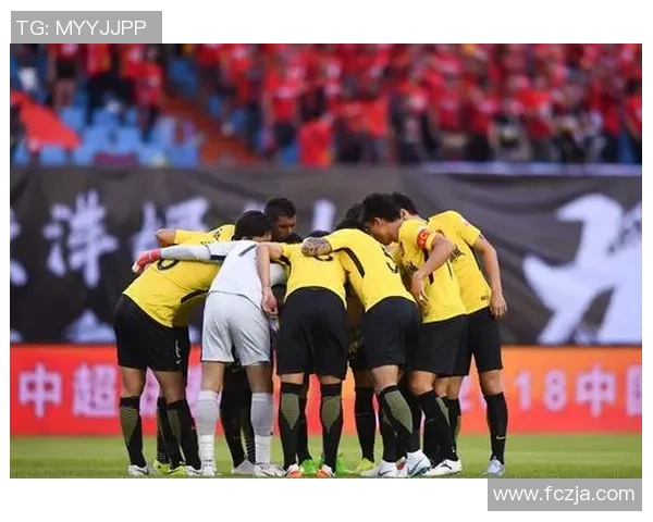 重庆足球队盯防体系解析:战术运用与实战效果的全面探讨 重庆足球队盯防体系解析:战术运用与实战效果的全面探讨