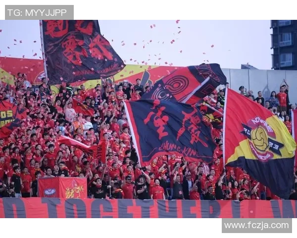 重庆足球队在城市联赛中的速度优势分析与表现点评