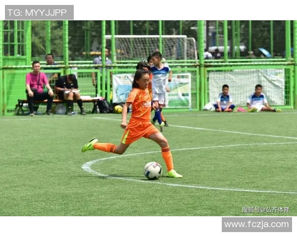 从贫困中崛起的足球明星童年悲惨经历与奋斗之路