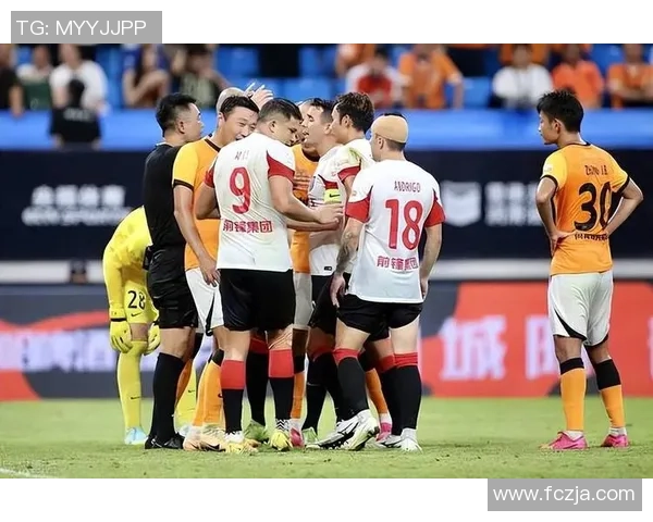 成都羽毛球队速度之争引发热议球迷与专家的观点碰撞解析 成都羽毛球队速度之争引发热议球迷与专家的观点碰撞解析