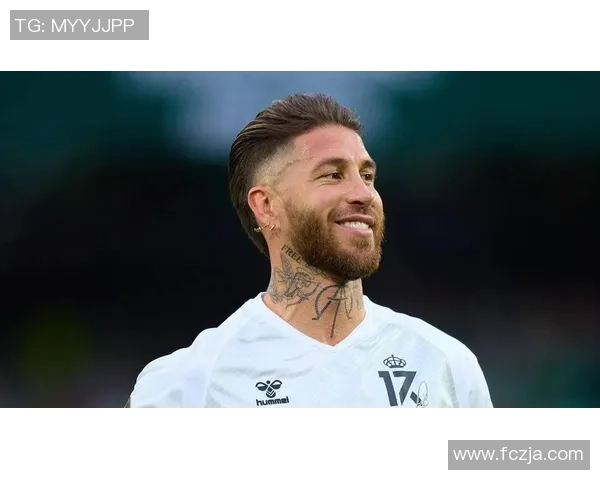 猜猜这位足球明星的帅气照片背后隐藏了哪些精彩故事和成就