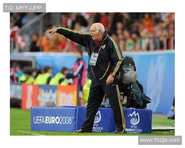 足球巨星西达内的传奇生涯与对足球的深远影响解析