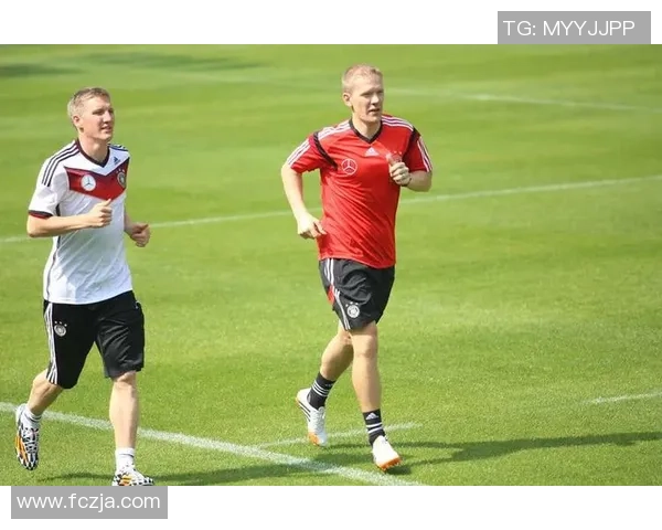 黄磊亲自分享排球技巧与心得体会助你提升球技的独家经验